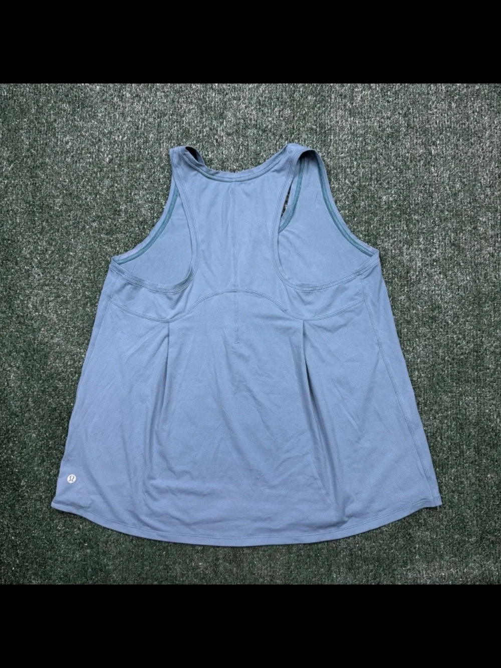 Lululemon Women's Shirt Size 8 Green Lightweight Sleeveless Performance Ladies - Picture 6 of 6